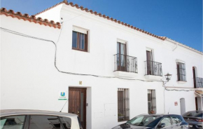 Beautiful home in Aracena with Outdoor swimming pool, WiFi and 2 Bedrooms, Aracena